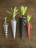 Set of 4 Carrots